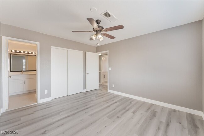 Building Photo - 5689 E Lake Mead Blvd