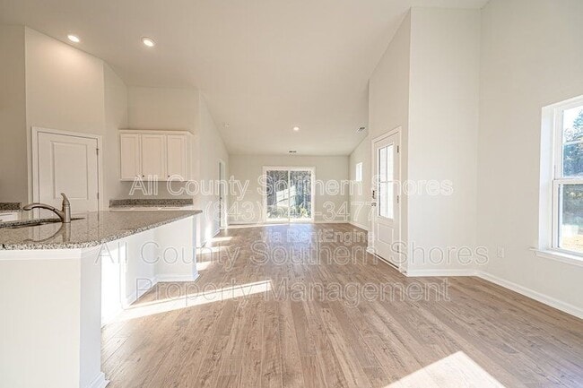 Building Photo - 7023 River Brg Ct