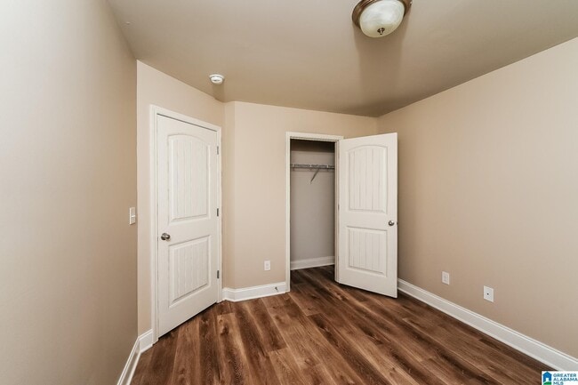 Building Photo - 1020 Brookhaven Dr