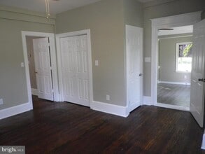 Building Photo - 215 W Olive St