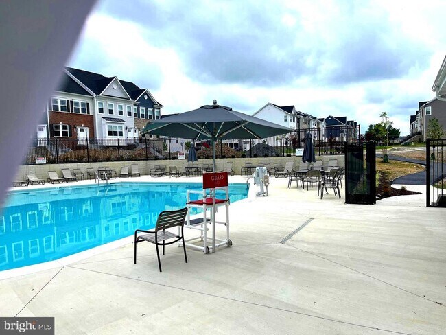 Building Photo - 7618 Johnnycake Rd