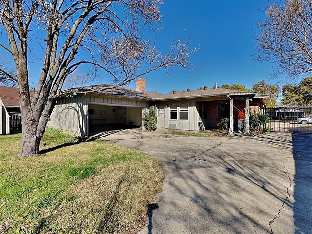 Building Photo - 13630 Willow Bend Rd