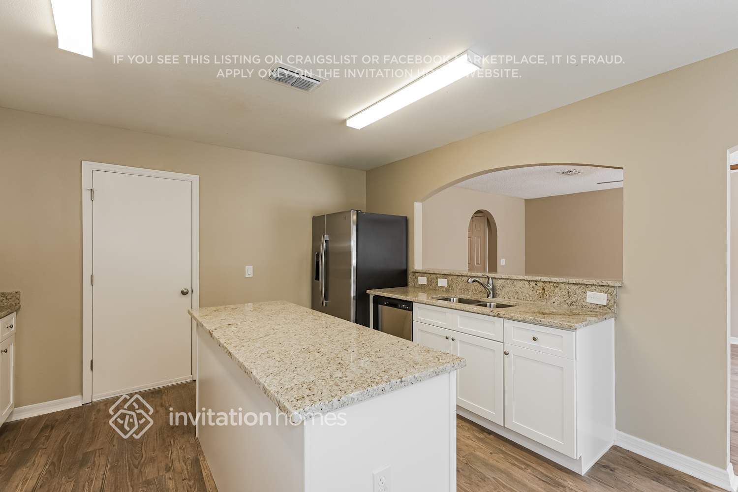 Building Photo - 6210 Calamari Pl