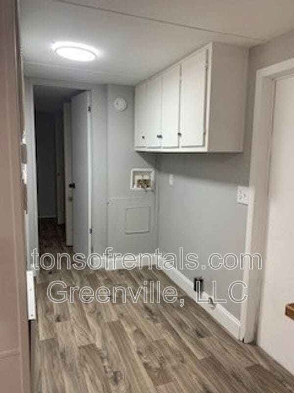 Building Photo - 311 Goldsmith Rd