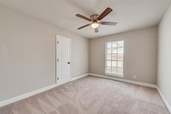 Building Photo - 4809 Jordan Park Dr