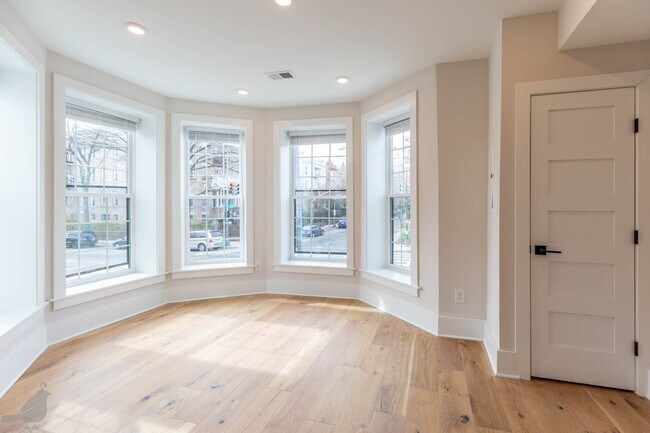 Building Photo - 3001 11th St NW