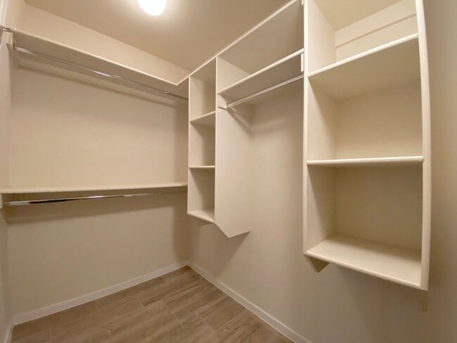 Building Photo - West El Paso 4bed/3.5bath Townhome