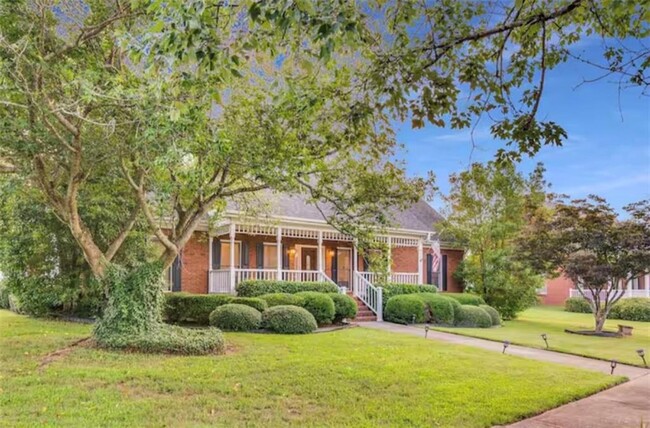 Building Photo - 1408 Aramore Dr SE