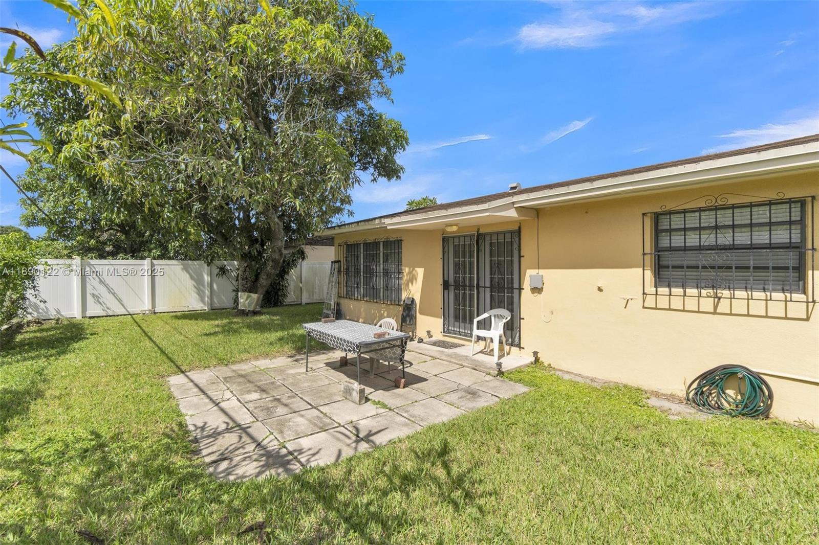 Building Photo - 2860 NW 184th St