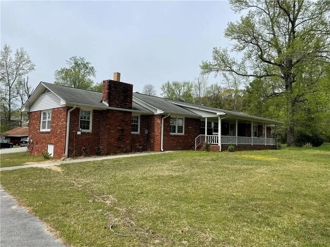 Building Photo - 3633 Loganville Hwy SW