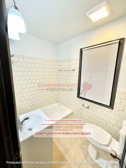Building Photo - 4242 Pinkney St