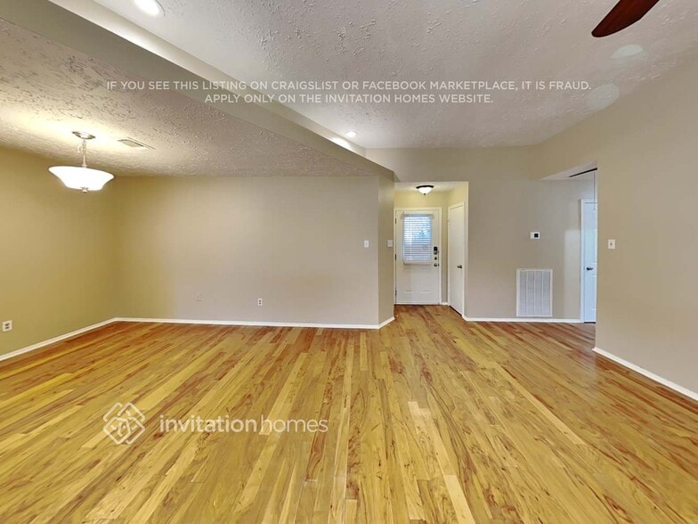 Building Photo - 410 Buoy Rd