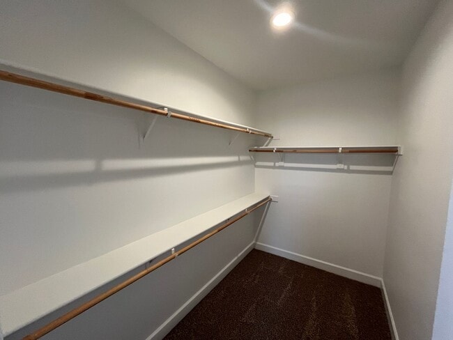 Building Photo - 1037 Shultz Ln