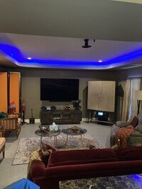 Building Photo - Unique Fully Furnished Apartment Space