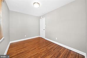 Building Photo - 504 Sharpley Ln