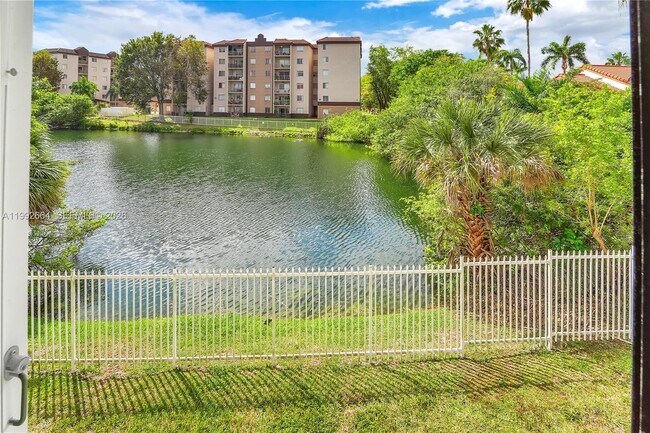 Building Photo - 7668 SW 152nd Ave