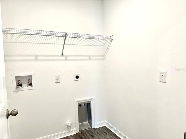 Building Photo - 4110 Targee Ave