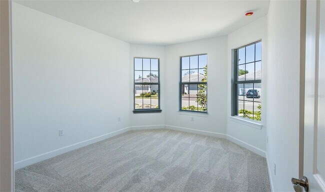 Building Photo - 6957 Honeybell Dr