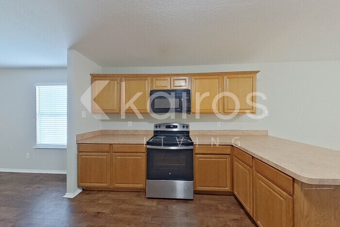 Building Photo - 1621 Vineridge Ln