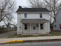 Building Photo - 508 W 7th St