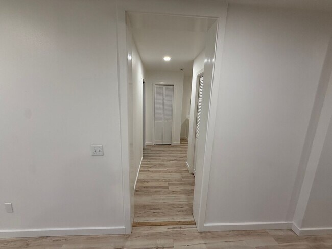 Building Photo - Newly Remodeled | All Utilities Included | AC + Heat | Move-In Ready