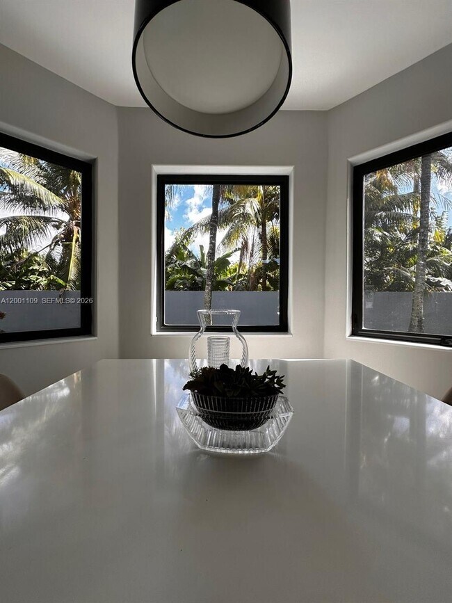 Building Photo - 223 NW 129th Ave