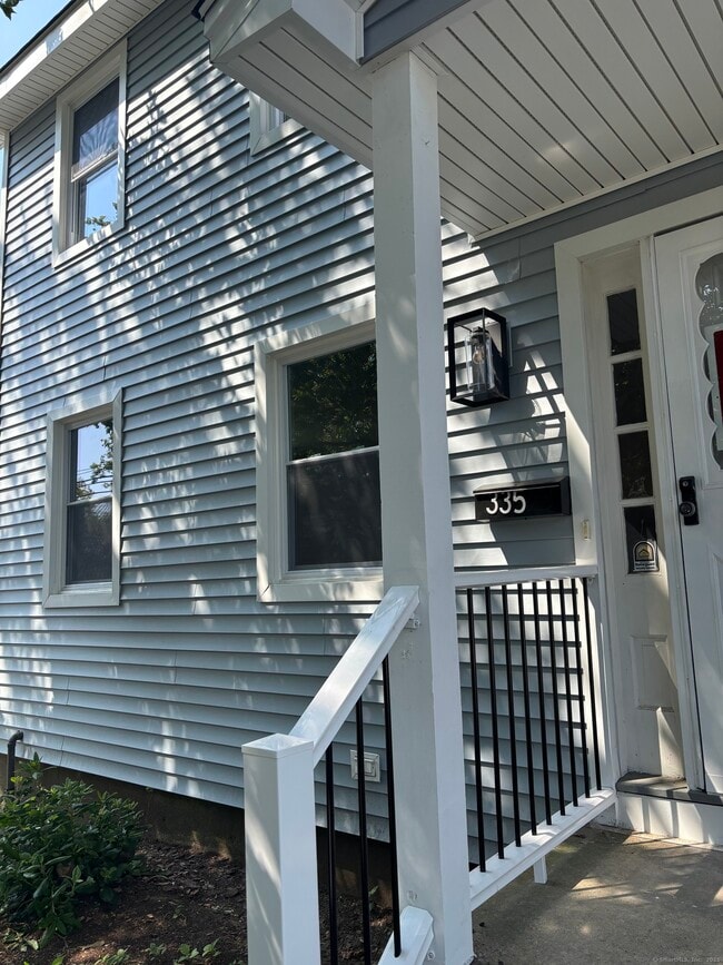 Building Photo - 335 Wiklund Ave