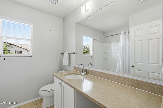 Building Photo - 1072 S Cheshire Ln