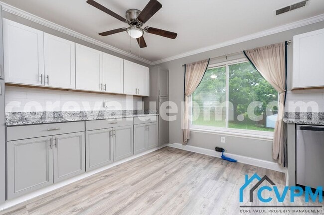 Building Photo - 1623 Fendall Ct