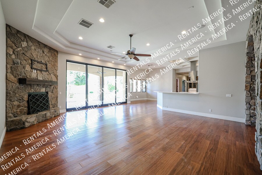 Building Photo - 4430 E Gemini Pl
