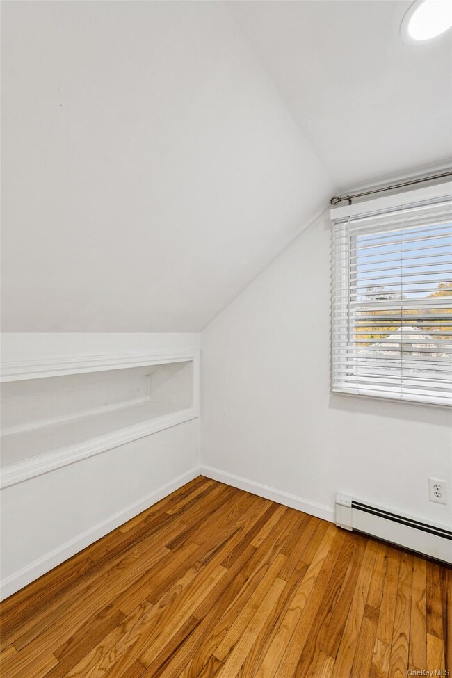 Building Photo - 24 Waterside Ave