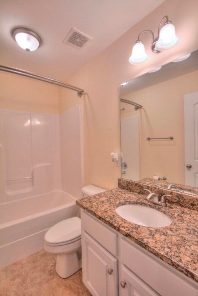 Building Photo - 3005 Daufaskie Rd