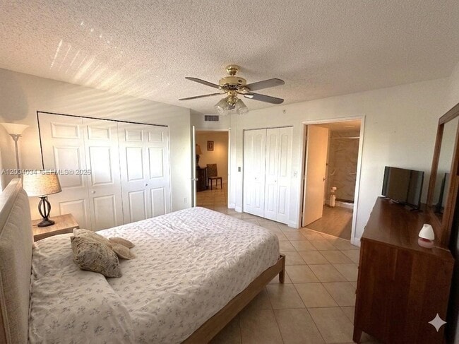 Building Photo - 12551 SW 16th Ct