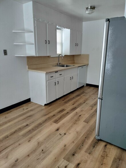 Building Photo - 8306 Essen Ave