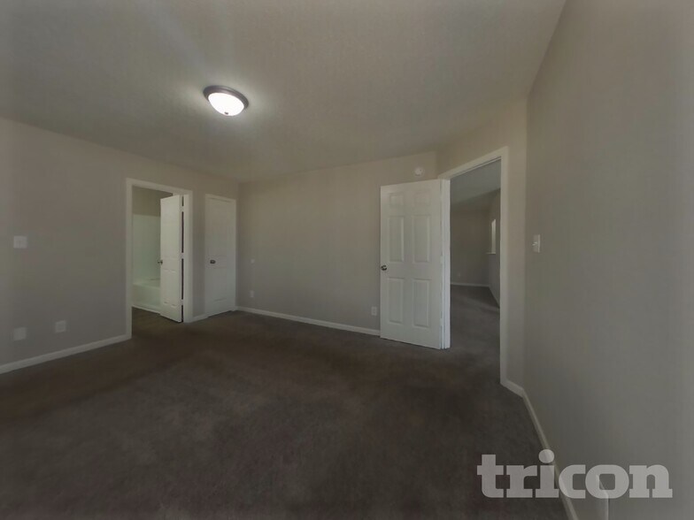 Building Photo - 5034 Rocky Forge Dr