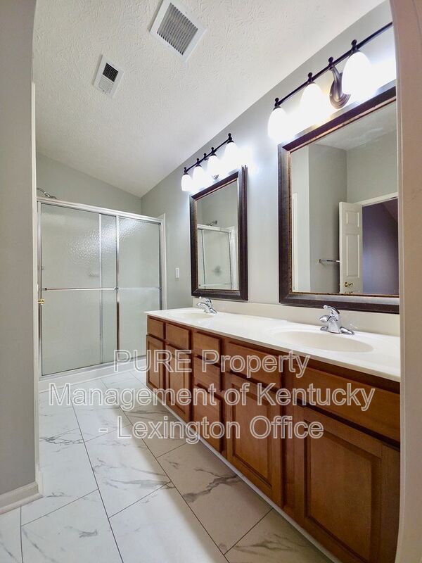 Building Photo - 2312 Remington Wy