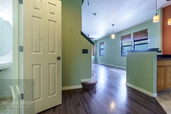 Building Photo - 2147 Falkirk Dr