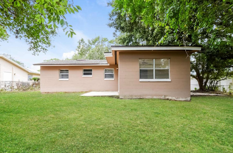 Primary Photo - 521 Sunrise Dr