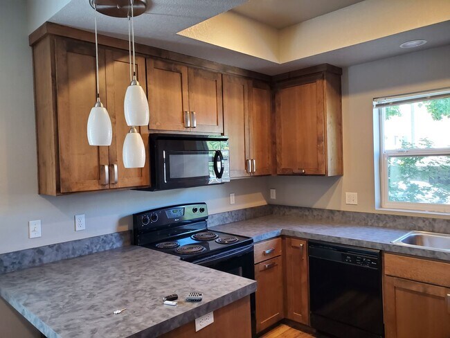 Building Photo - 1908al