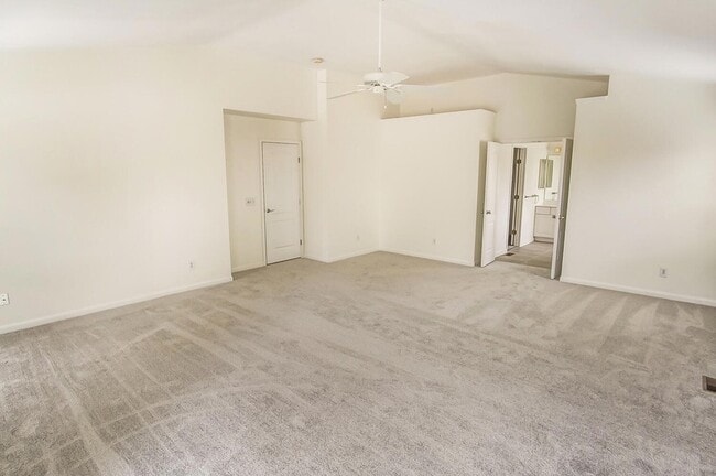 Building Photo - 1236 Kentland Ct