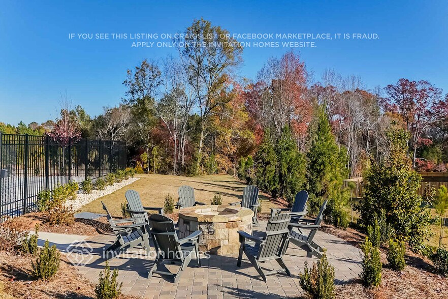 Building Photo - 4157 Ferris Ln