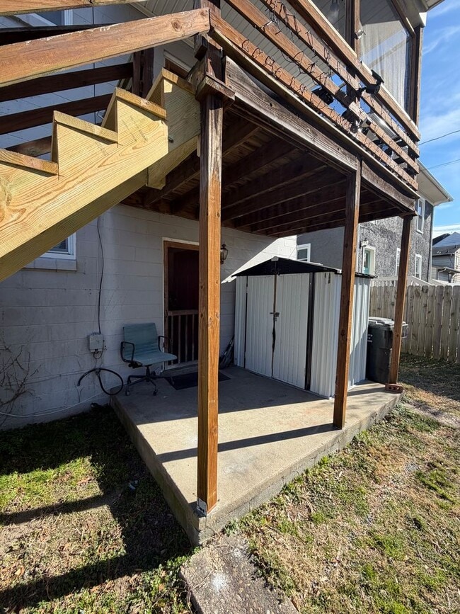 Building Photo - 3212 Barton Ave