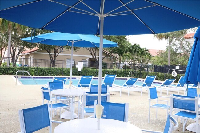 Building Photo - 5489 NW 90th Ave