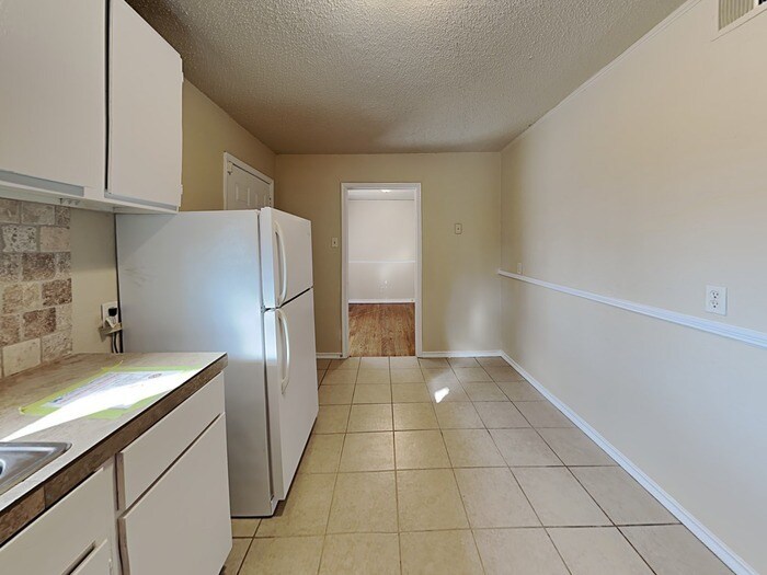 Building Photo - 11211 Ulloa Ln