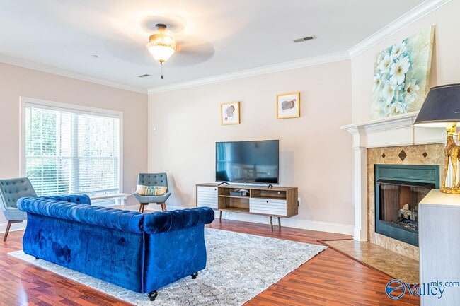 Building Photo - 111 Golden Rod Ln