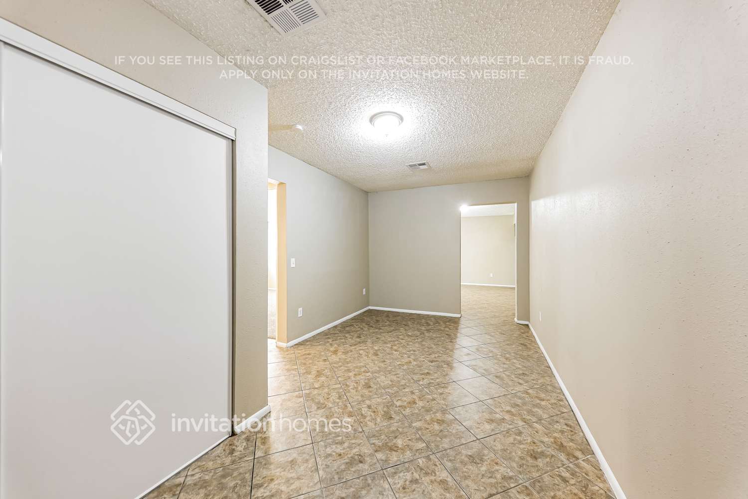Building Photo - 9214 W Cortez Ave