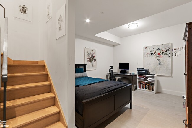 Building Photo - 310 W 113th St