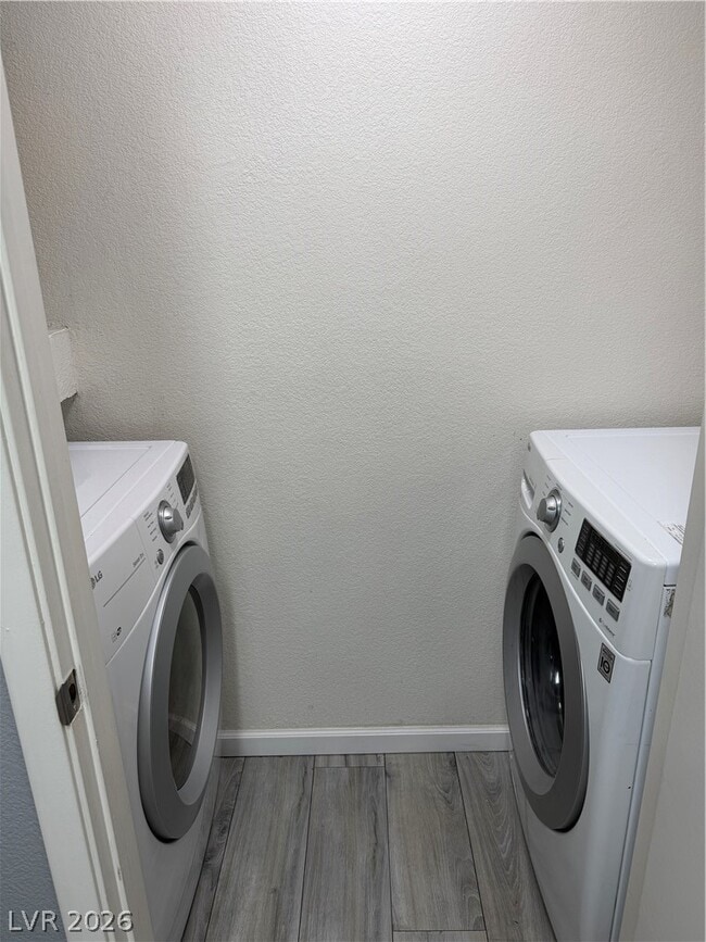 Building Photo - 1150 N Buffalo Dr