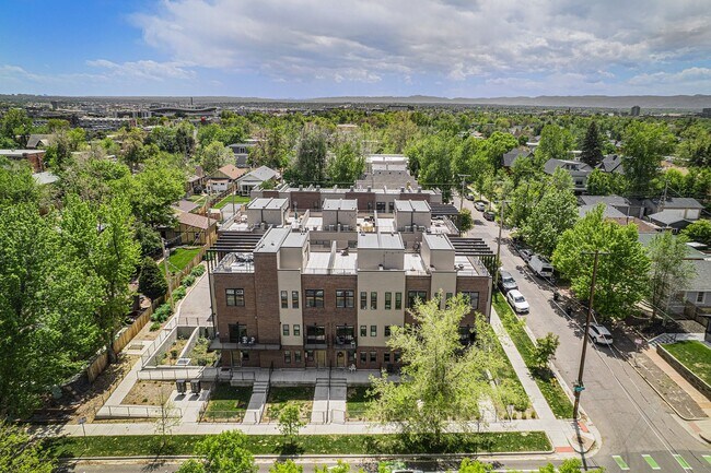 Building Photo - 3120 W 29th Ave