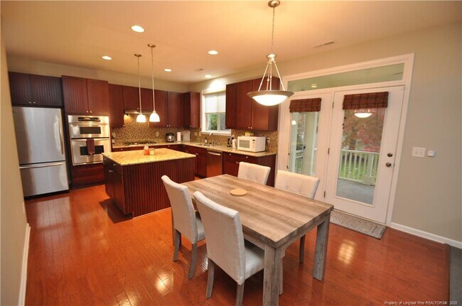 Building Photo - 300 Lime Creek Ct